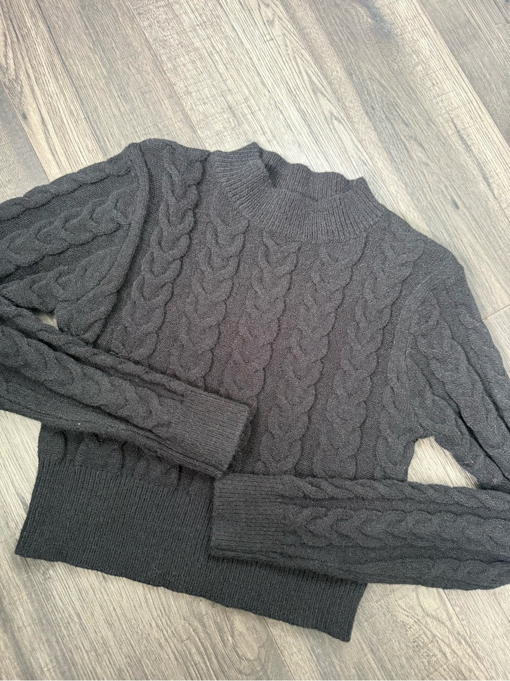 SHEIN | Sweater Bundle - Picture 4 of 11